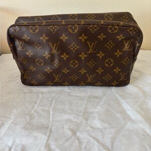 Louis Vuitton Monogram Trousse 28